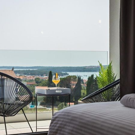 Luxury Taboo Villa & Spa In Medulin For 8 People With Heated Pool- Wellness & Sea View Zewnętrze zdjęcie